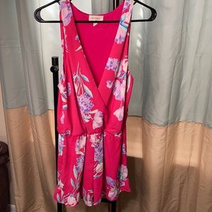 Everly pink floral romper size large